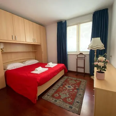 The Little Eagle - With Terrace Apartment *